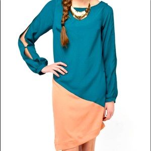 NWOT Peppermint Slanted Long Sleeve Shift Dress